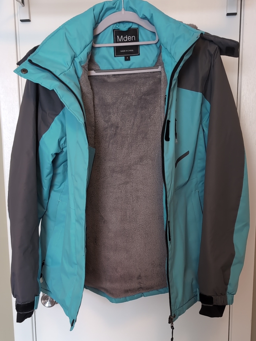 Mden Teal and Gray Snow Parka - Women's Small